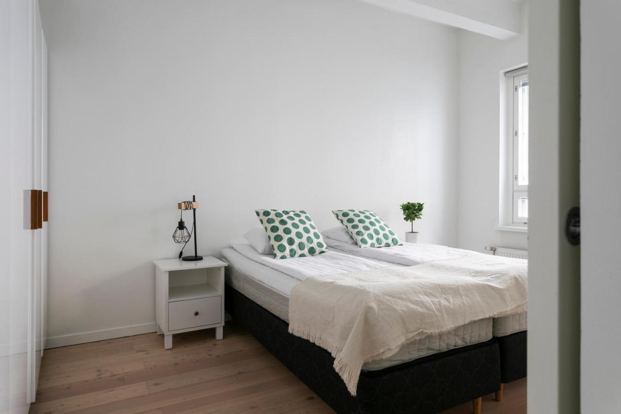 2Ndhomes Loft Apartment With Spa & Balcony By The White Church Helsingfors Exteriör bild