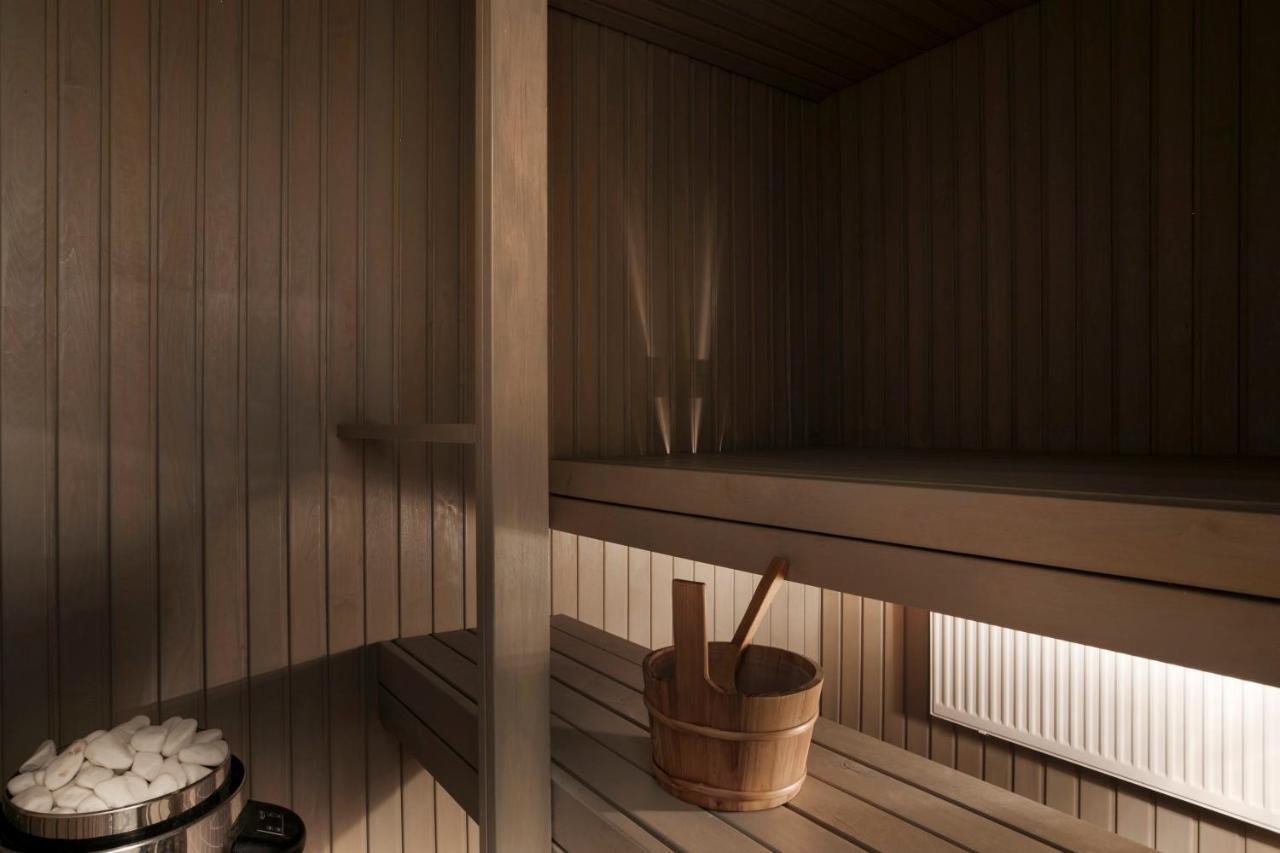2Ndhomes Loft Apartment With Spa & Balcony By The White Church Helsingfors Exteriör bild